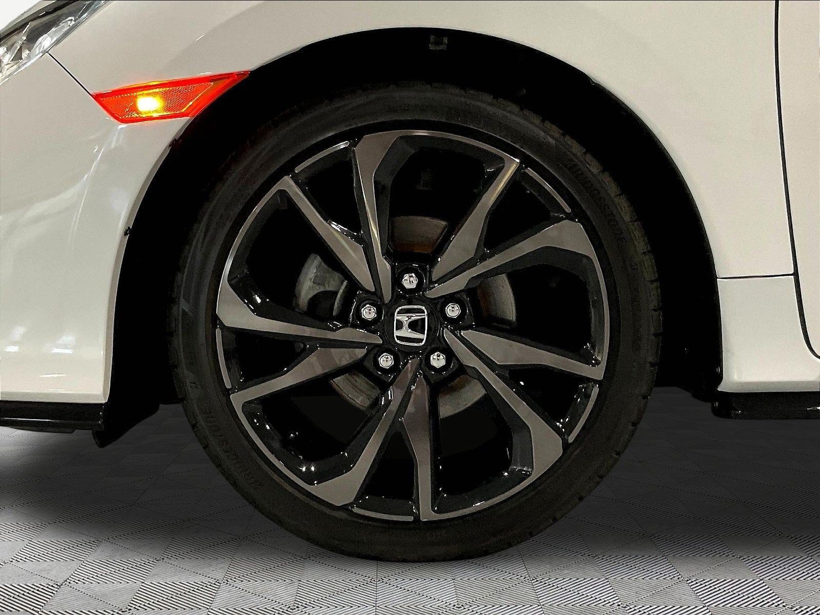 Used 2018 Honda Civic Sport image 31