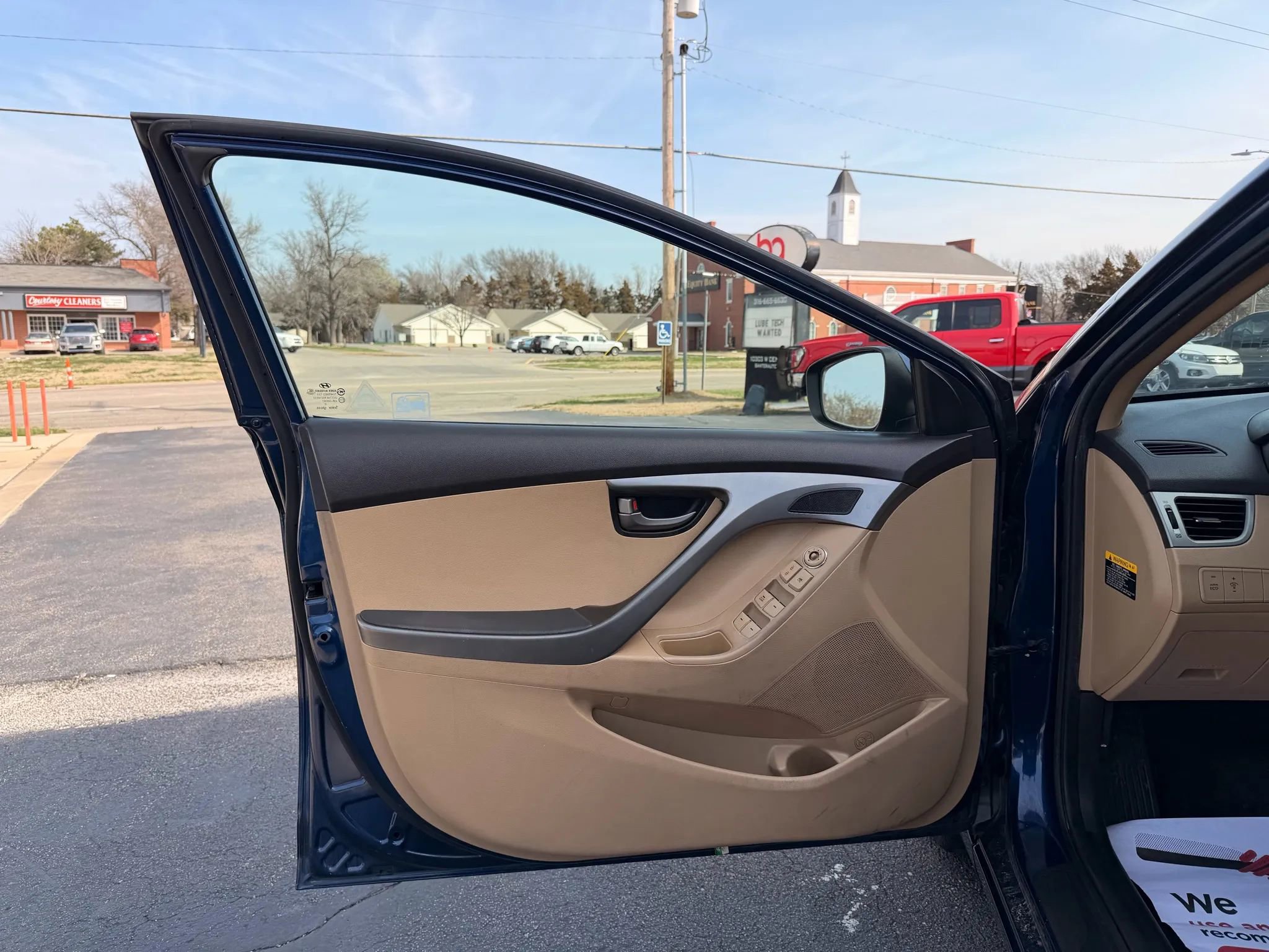 Used 2013 Hyundai Elantra GLS image 8