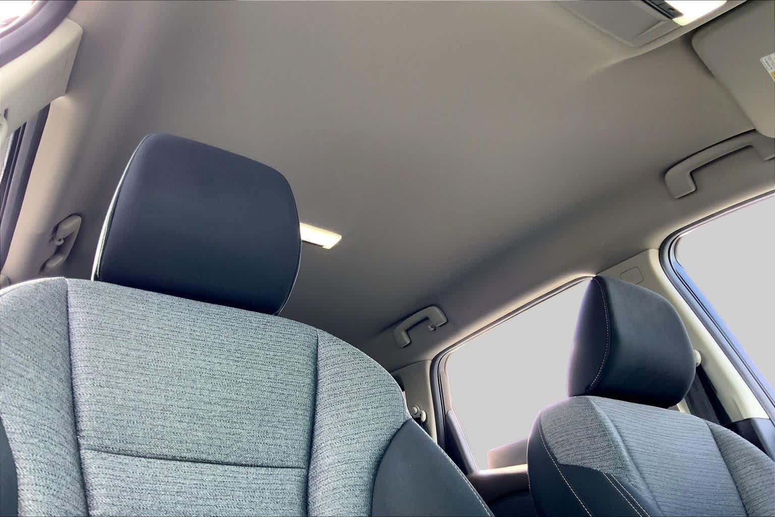 Used 2021 Nissan Rogue S FWD image 14