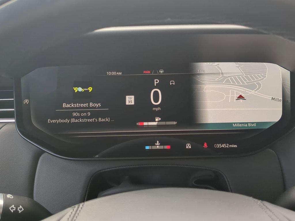 Used 2023 Land Rover Range Rover Sport SE Dynamic image 14