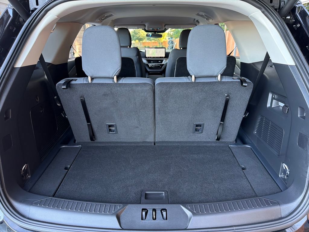 Used 2025 Ford Explorer Active image 38