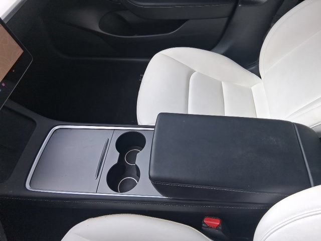 Used 2023 Tesla Model 3 Standard Range RWD image 19
