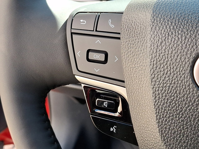 Used 2026 Toyota Camry XLE w/ Premium Plus Package image 23