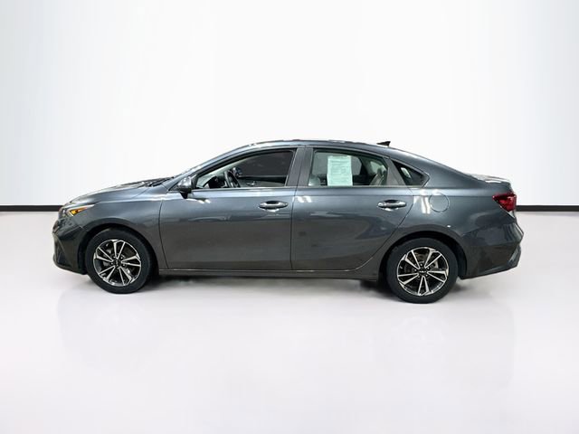 Used 2023 Kia Forte LXS w/ LXS Technology Package FWD image 4