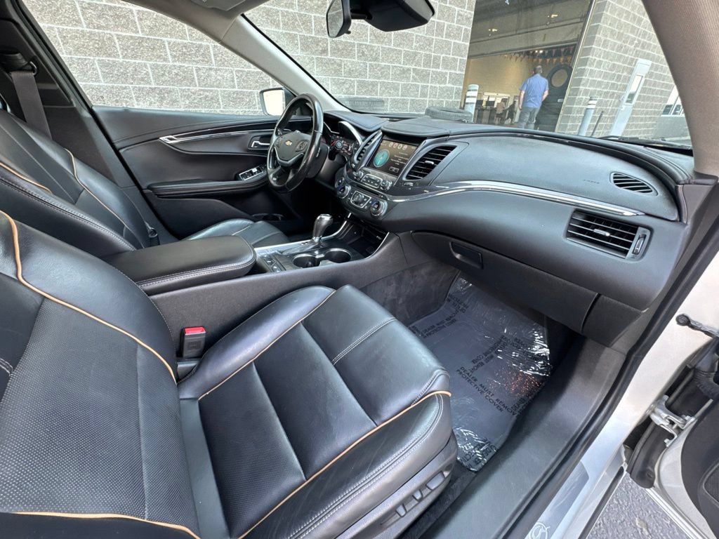 Used 2017 Chevrolet Impala Premier FWD image 32
