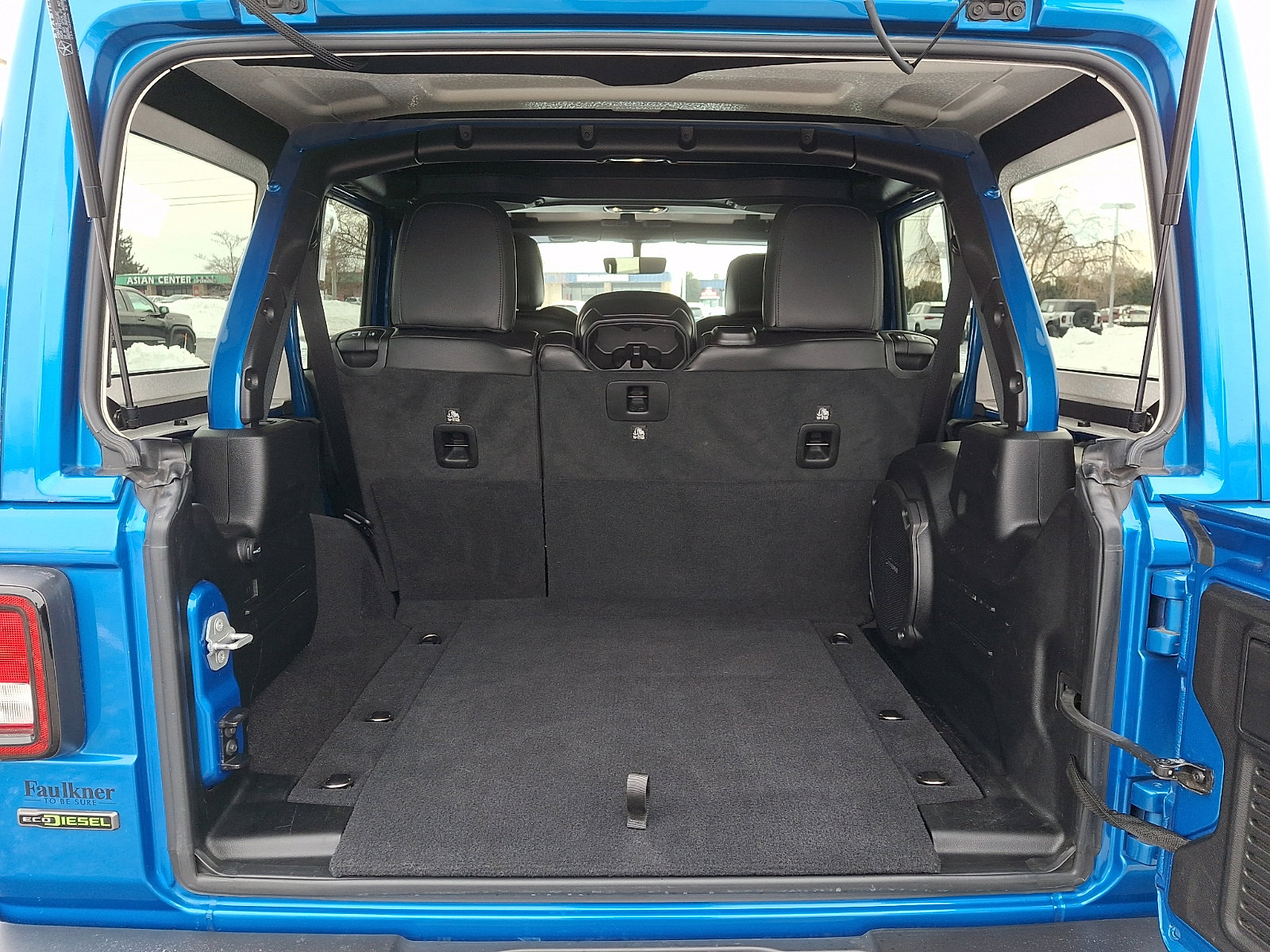 Used 2021 Jeep Wrangler Unlimited Sahara image 30