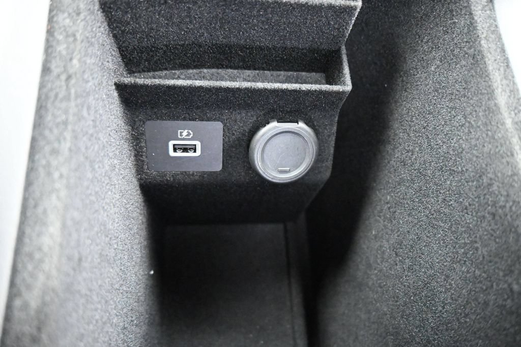 Used 2023 INFINITI QX60 Luxe w/ Performance Audio Package FWD image 18