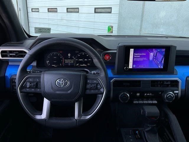 Used 2025 Toyota Tacoma TRD Off-Road image 7
