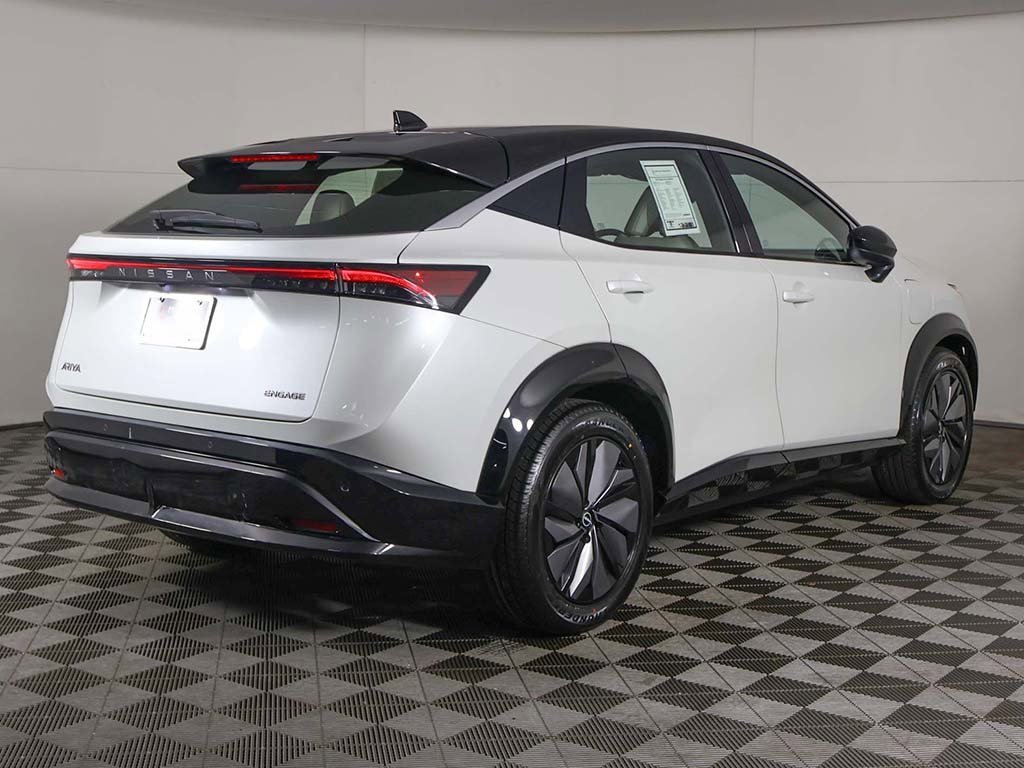 Used 2023 Nissan Ariya ENGAGE image 12