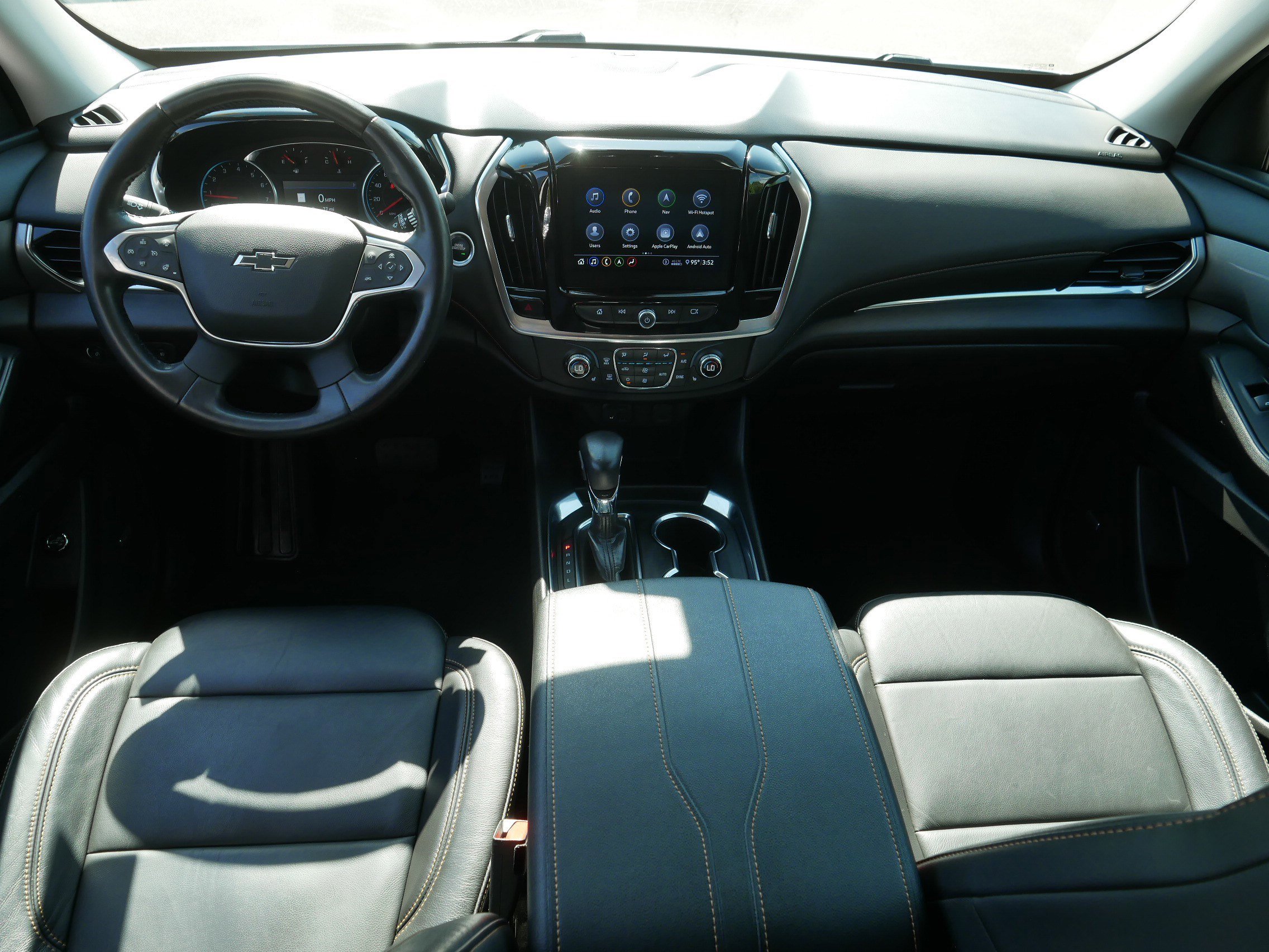 Used 2021 Chevrolet Traverse RS AWD/4WD image 10