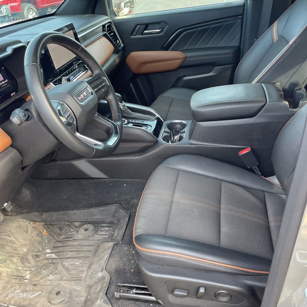 Used 2024 GMC Canyon AT4 w/ Canyon Safety Plus Package image 7