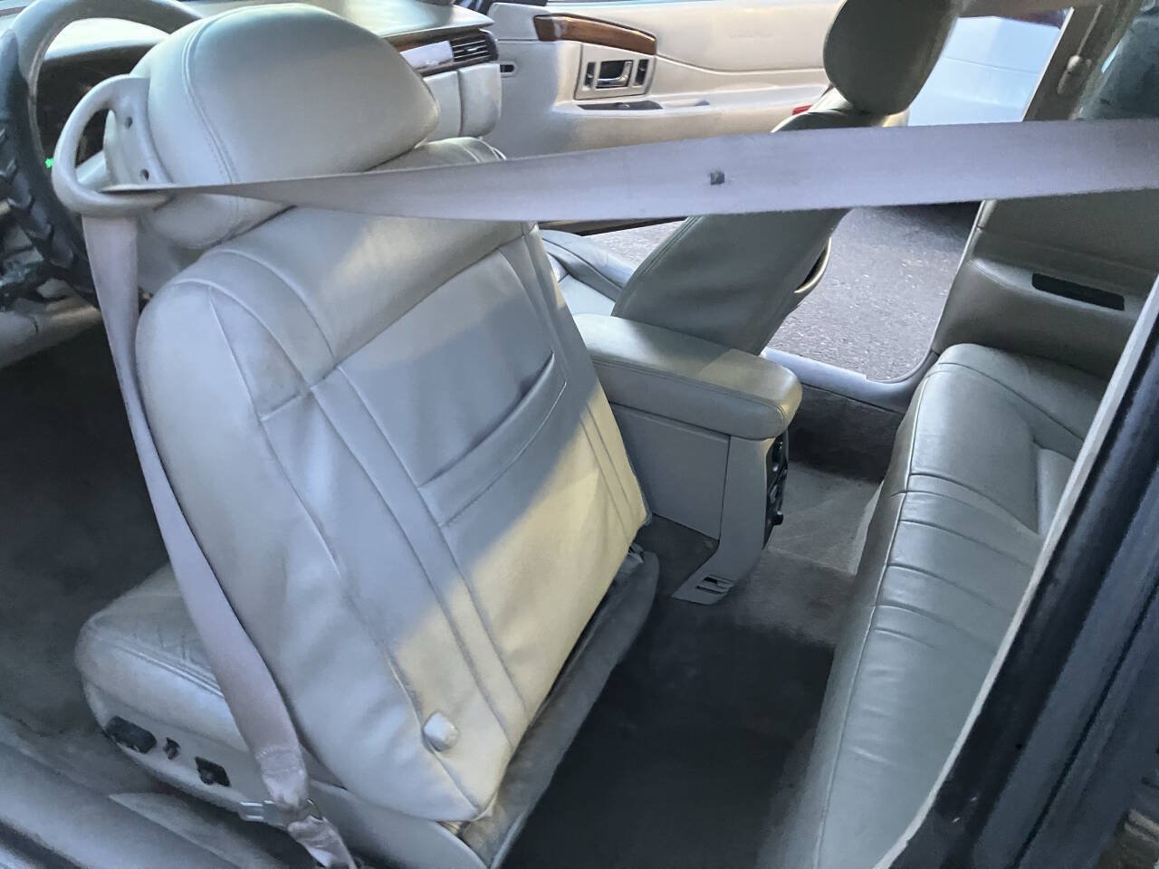 Used 2000 Cadillac Eldorado ESC w/ Comfort/Convenience Pkg FWD image 22