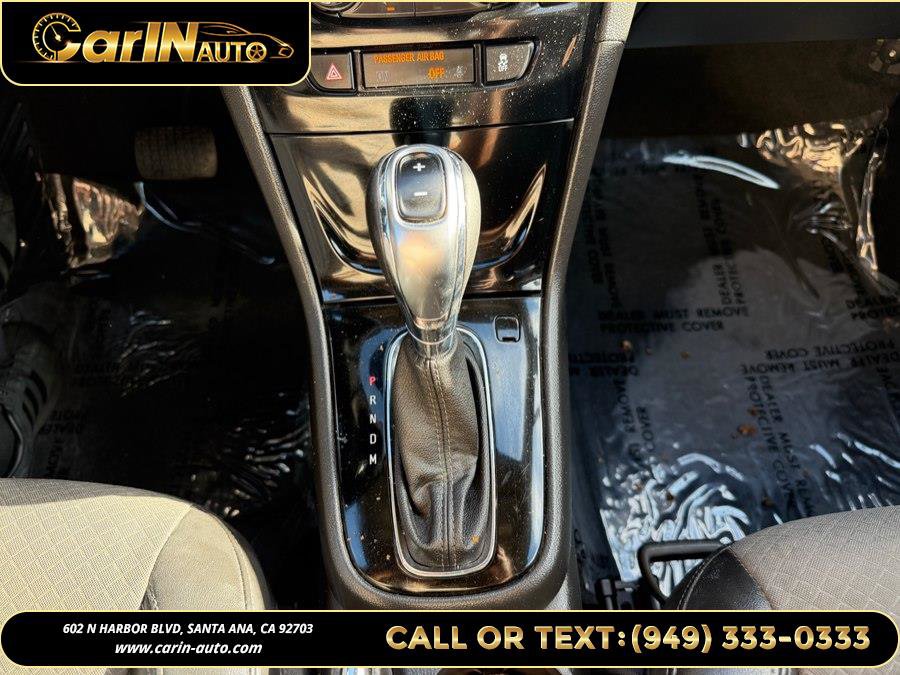 Used 2020 Buick Encore Preferred FWD image 24