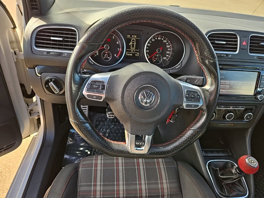 Used 2013 Volkswagen GTI 2-Door image 39