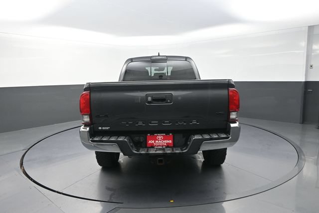 Used 2019 Toyota Tacoma SR5 AWD/4WD image 65