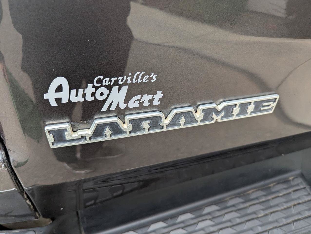 Used 2019 RAM 1500 Laramie AWD/4WD image 26