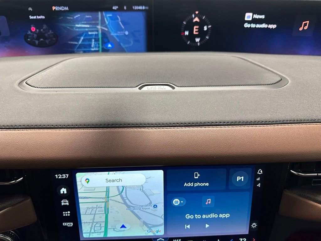 Used 2025 Lincoln Navigator Reserve image 41