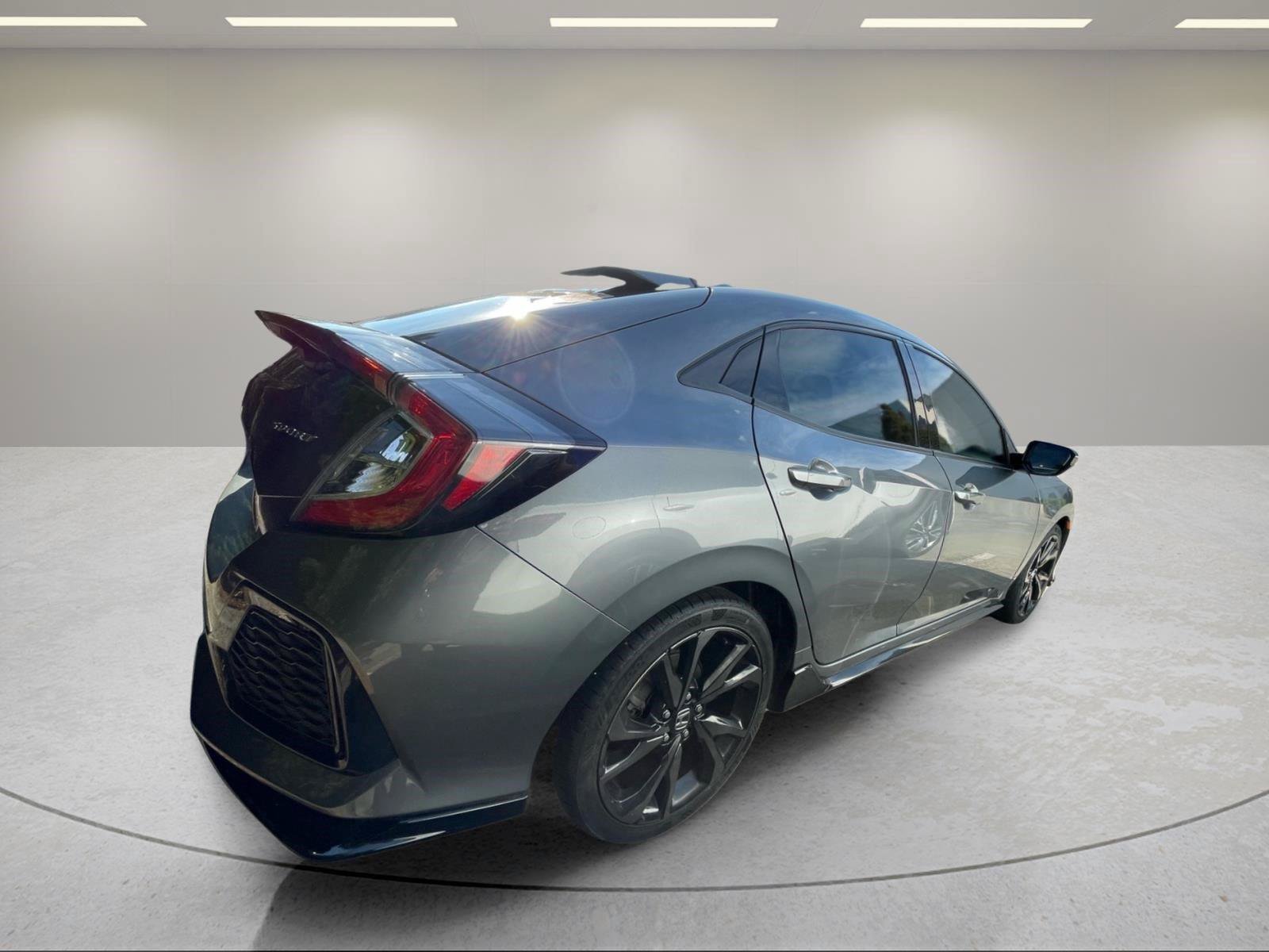 Used 2018 Honda Civic Sport image 13