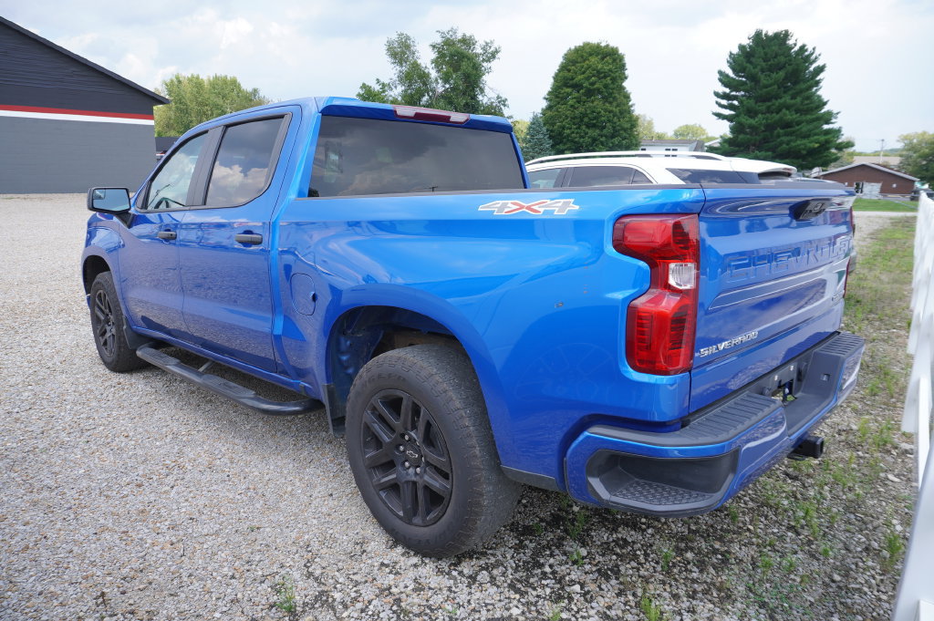Used 2022 Chevrolet Silverado 1500 Custom AWD/4WD image 5