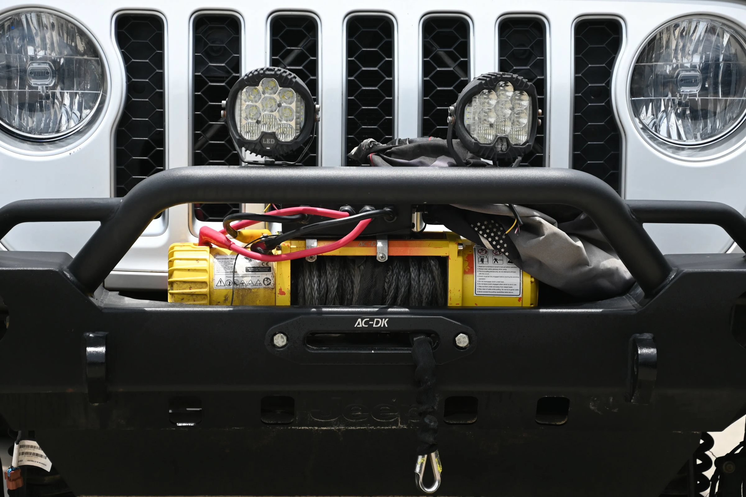 Used 2020 Jeep Gladiator Overland AWD/4WD image 9