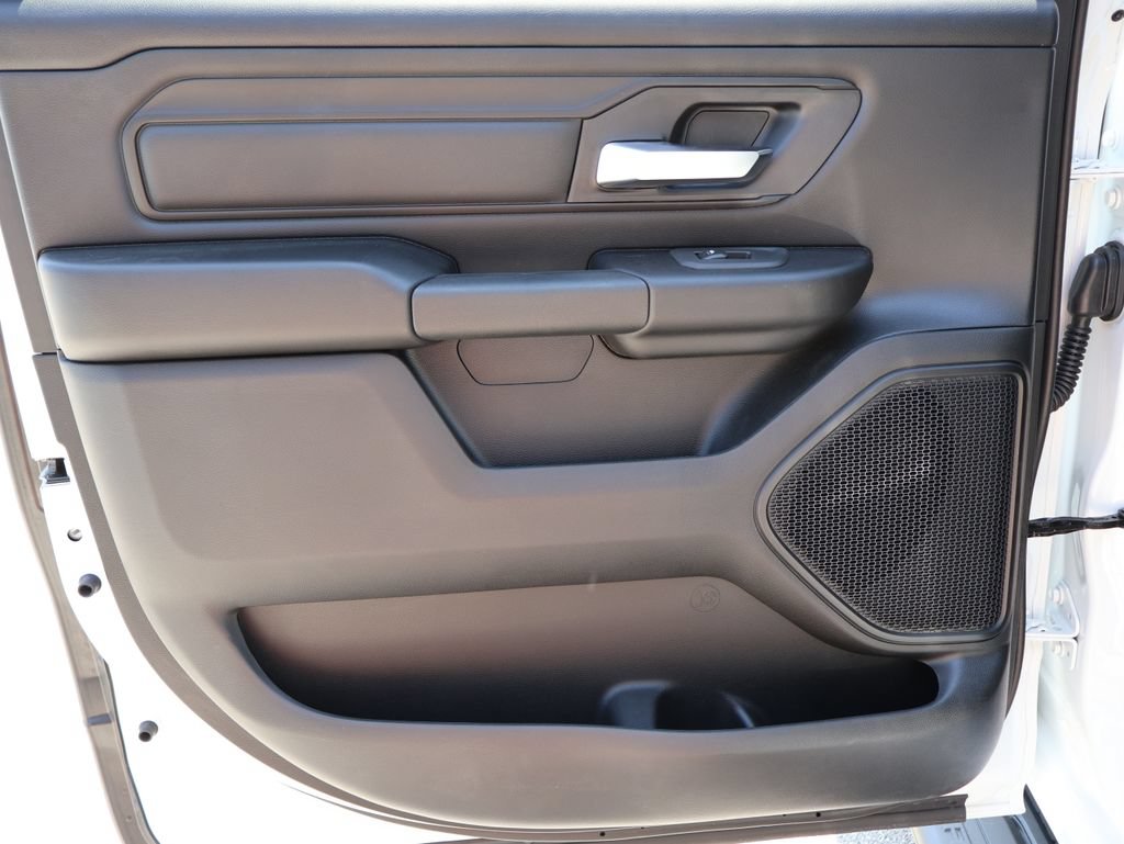 New 2026 RAM 1500 Express AWD/4WD image 40