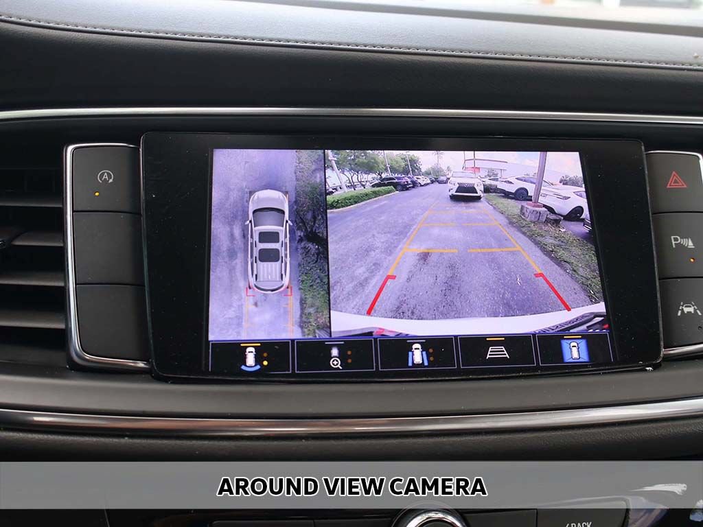 Used 2023 Buick Enclave Premium w/ Experience Buick Package FWD image 7