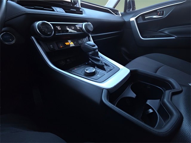 Used 2019 Toyota RAV4 XLE image 31