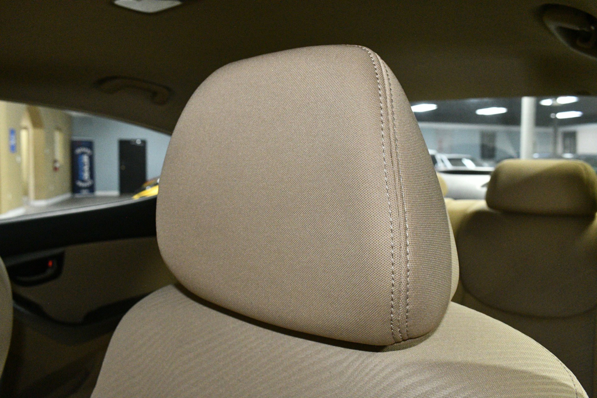 Used 2013 Hyundai Elantra GLS w/ Preferred Pkg FWD image 9