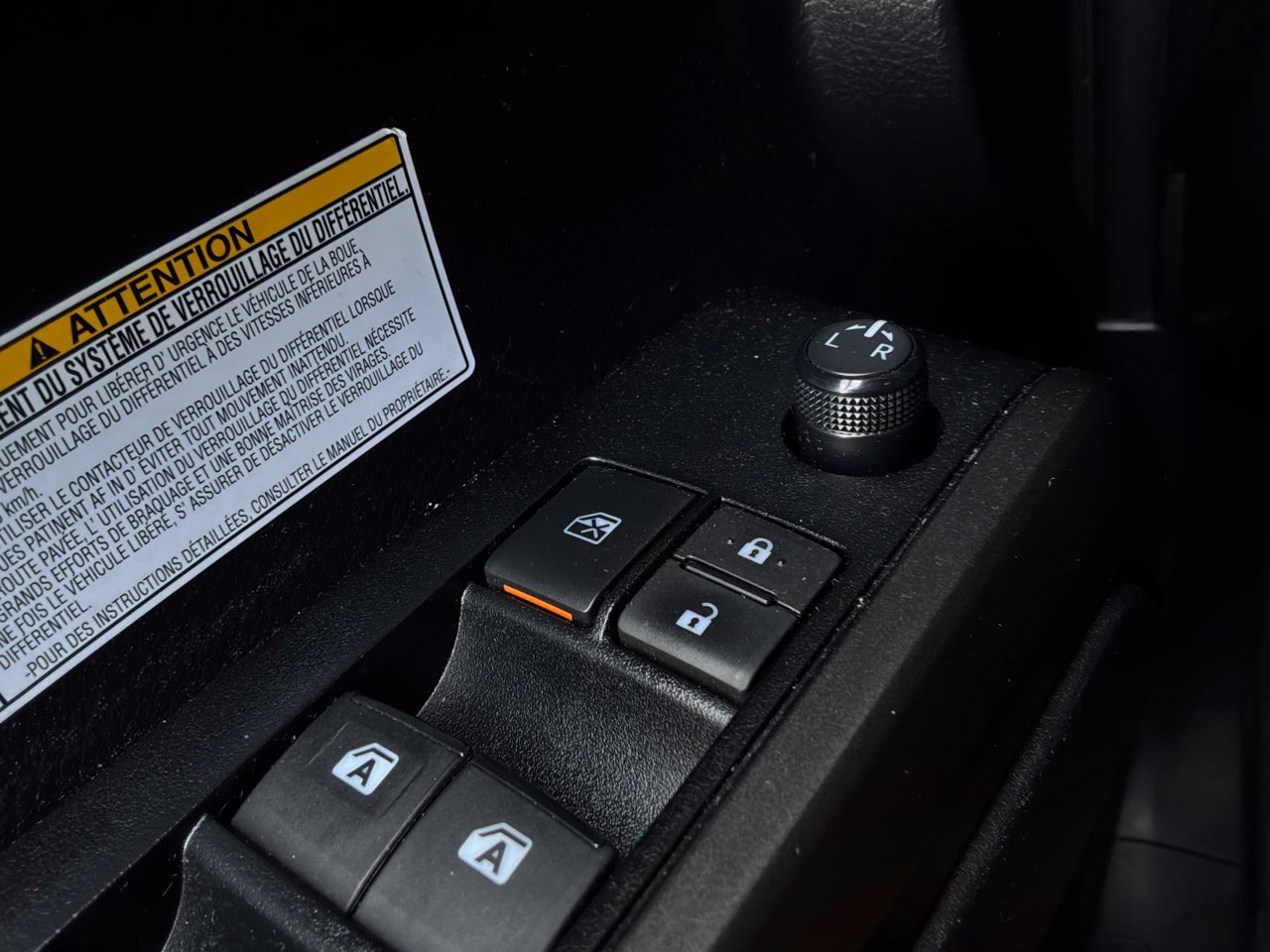 Used 2020 Toyota Tacoma TRD Pro AWD/4WD image 28