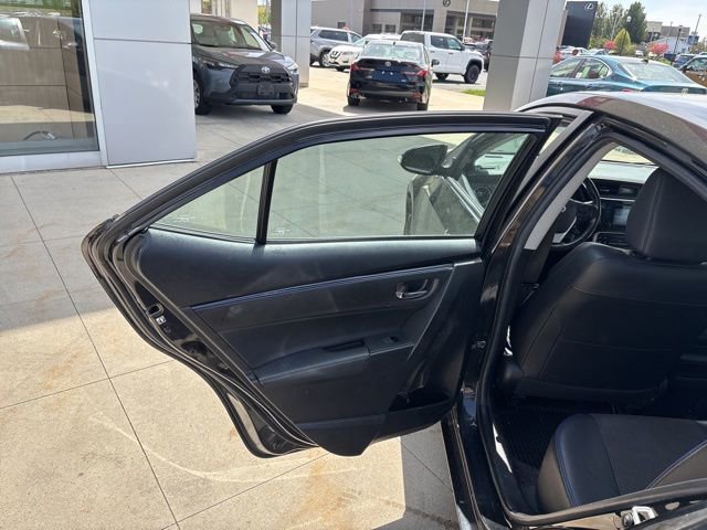 Used 2019 Toyota Corolla SE FWD image 27