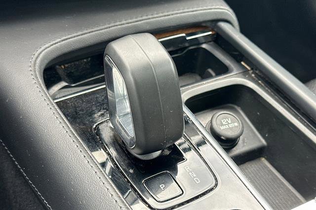 Certified 2023 Volvo XC90 T8 Plus image 25