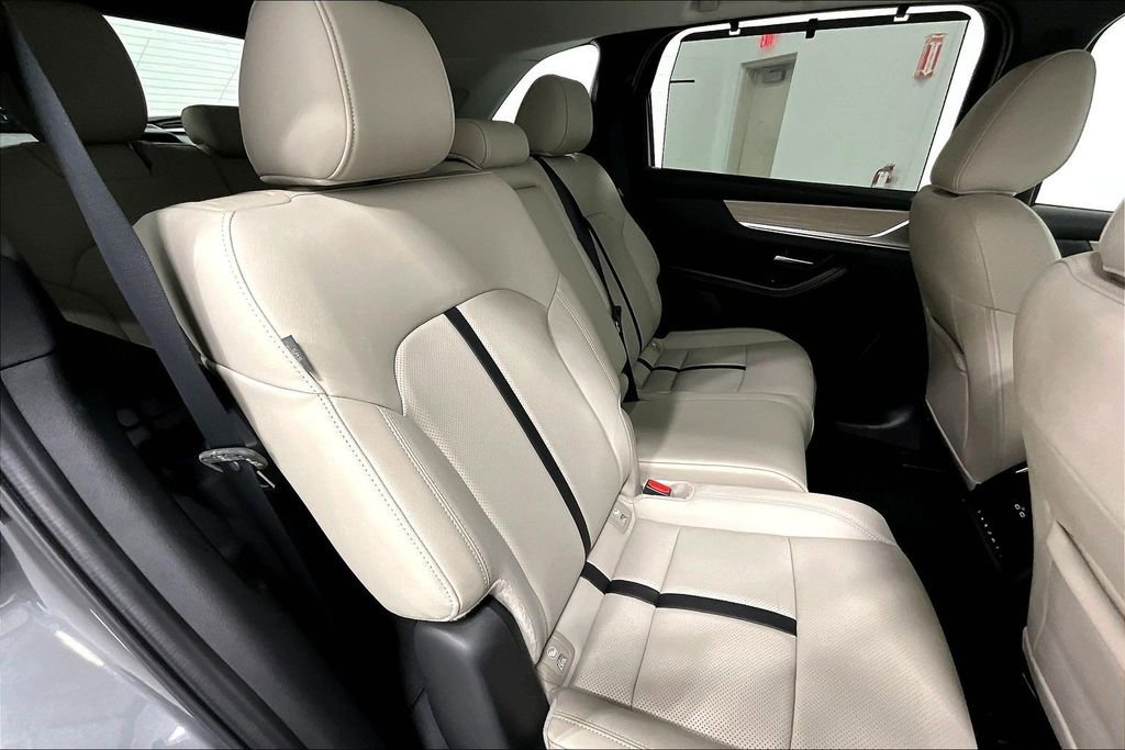 New 2024 MAZDA CX-90 3.3 Turbo w/ Preferred Package image 16
