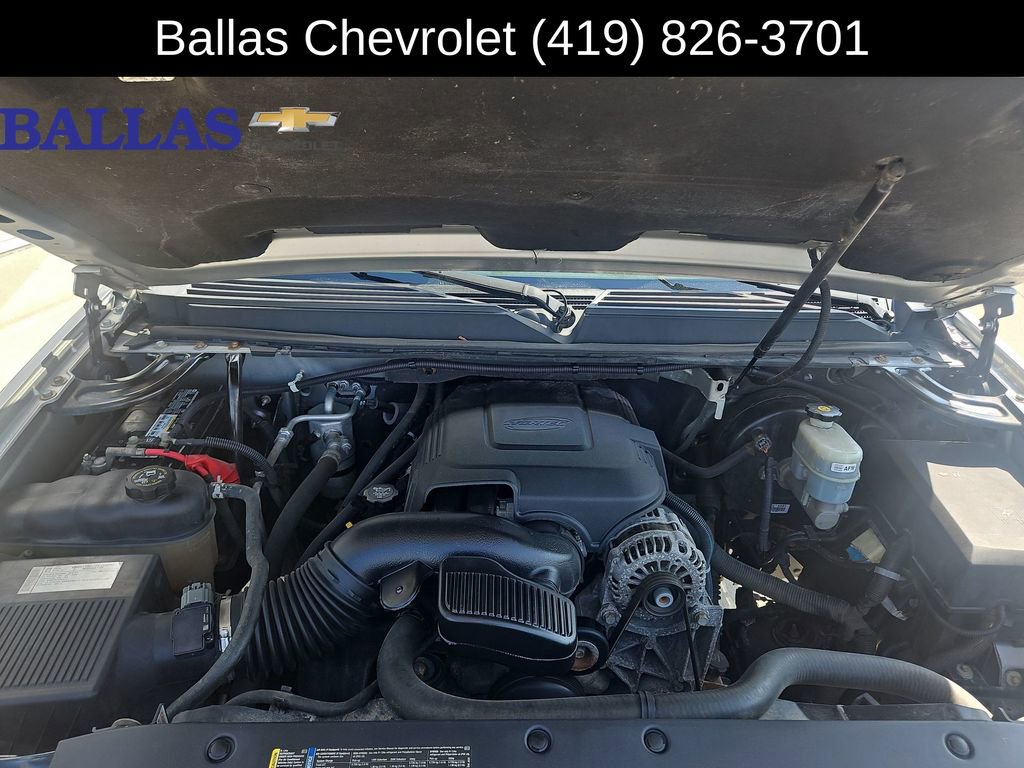 Used 2010 Chevrolet Avalanche LT w/ Luxury Package AWD/4WD image 29