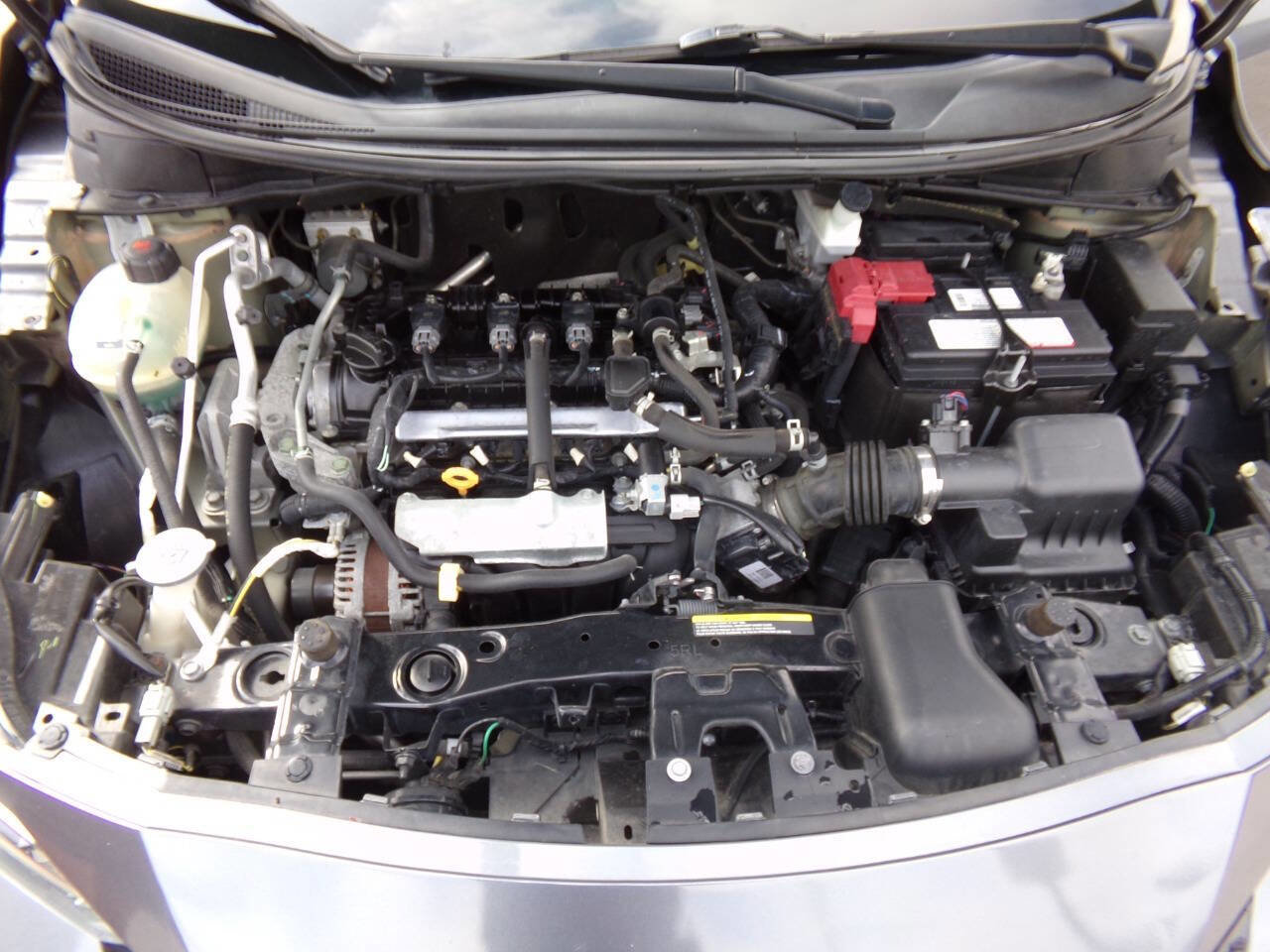 Used 2020 Nissan Versa S image 36
