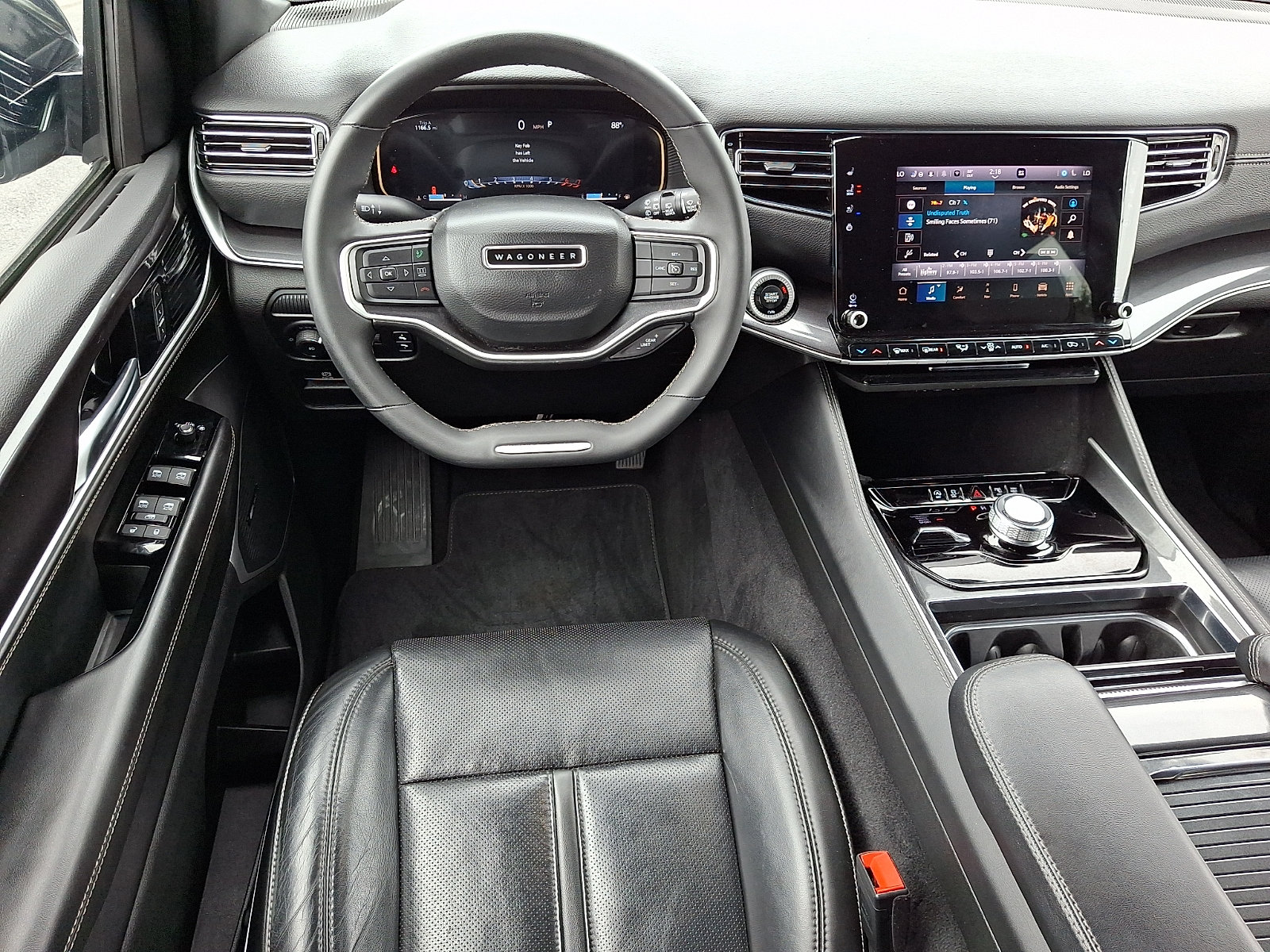 Certified 2022 Jeep Wagoneer Series I AWD/4WD image 12