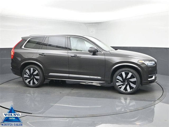 Used 2024 Volvo XC90 T8 Ultimate w/ Lounge Package
