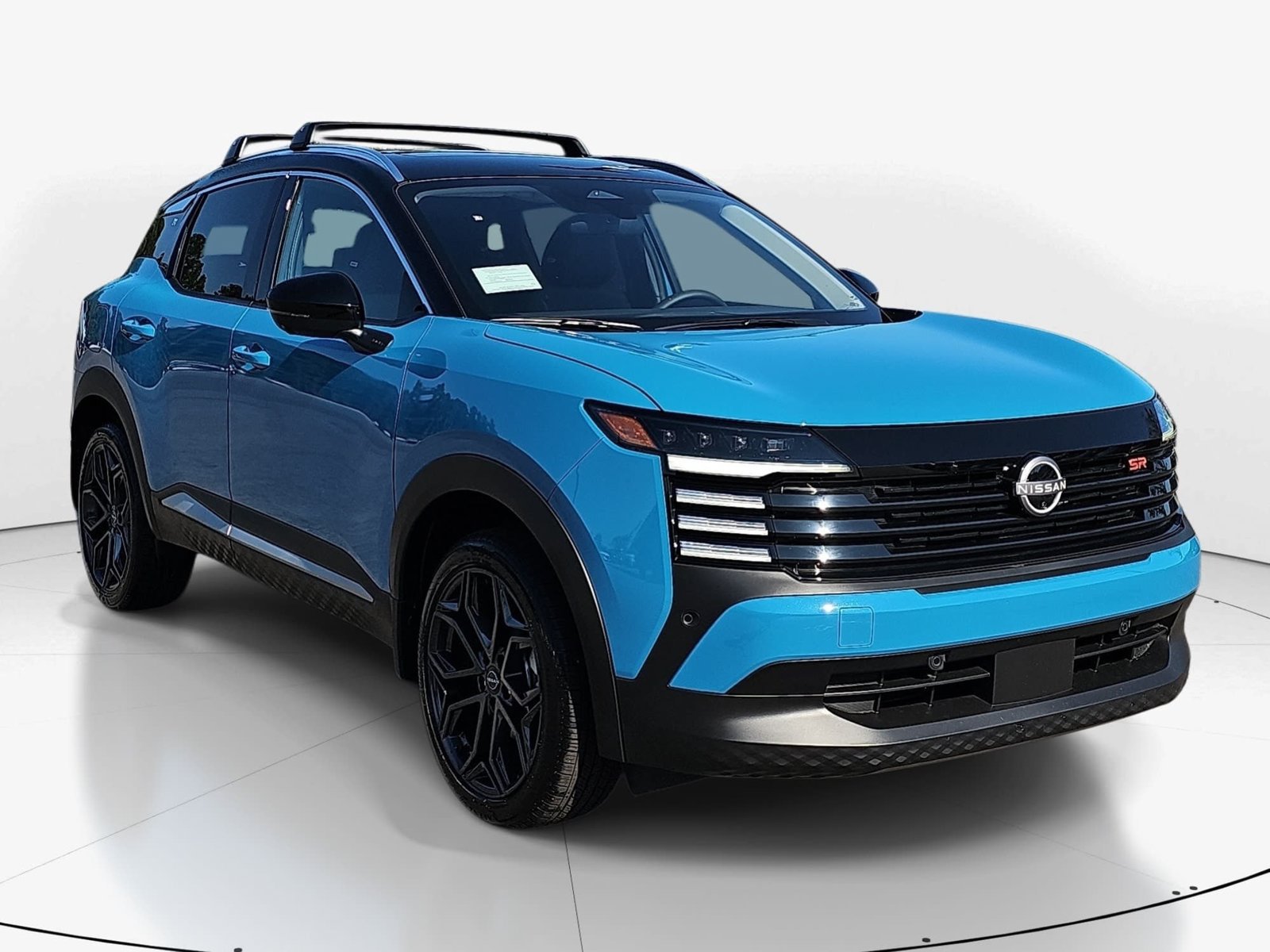 New 2027 Nissan Kicks SR w/ SR Premium Package FWD image 3