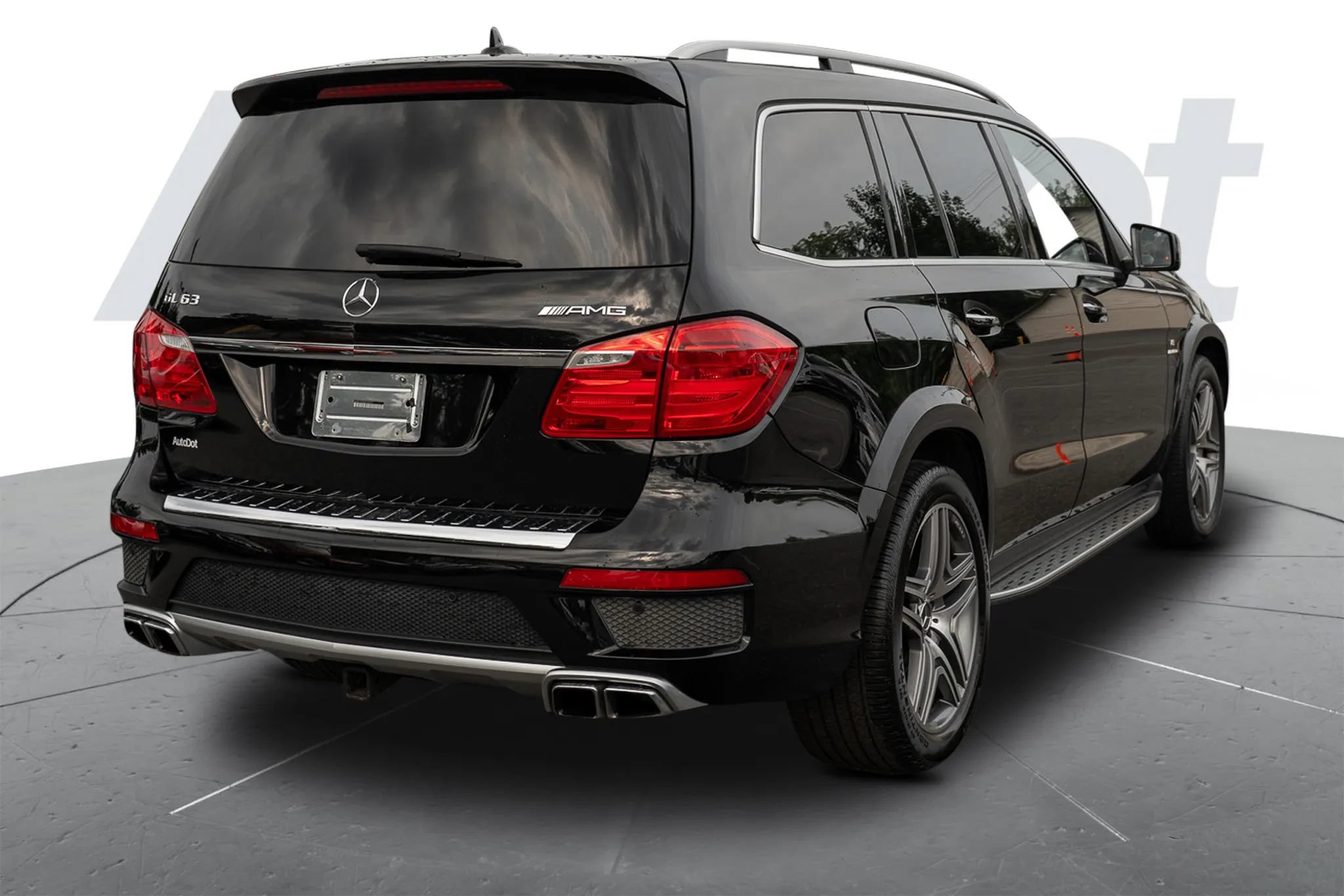 Used 2013 Mercedes-Benz GL 63 AMG 4MATIC image 3