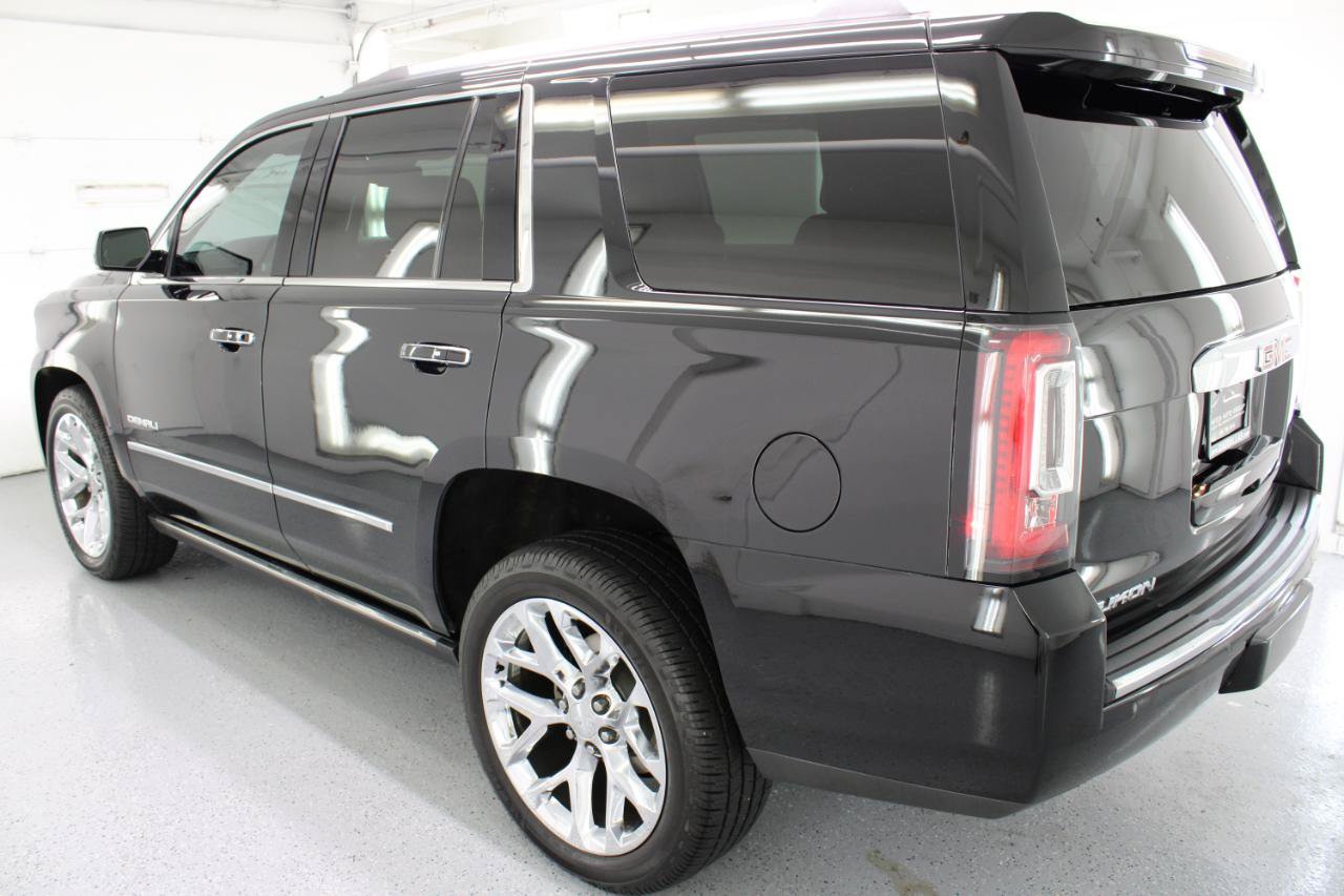 Used 2020 GMC Yukon Denali w/ Denali Premium Package AWD/4WD image 6