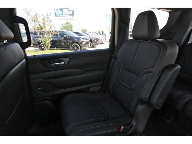 New 2026 Nissan Armada SL w/ Captain's Chari Seat Package RWD image 9