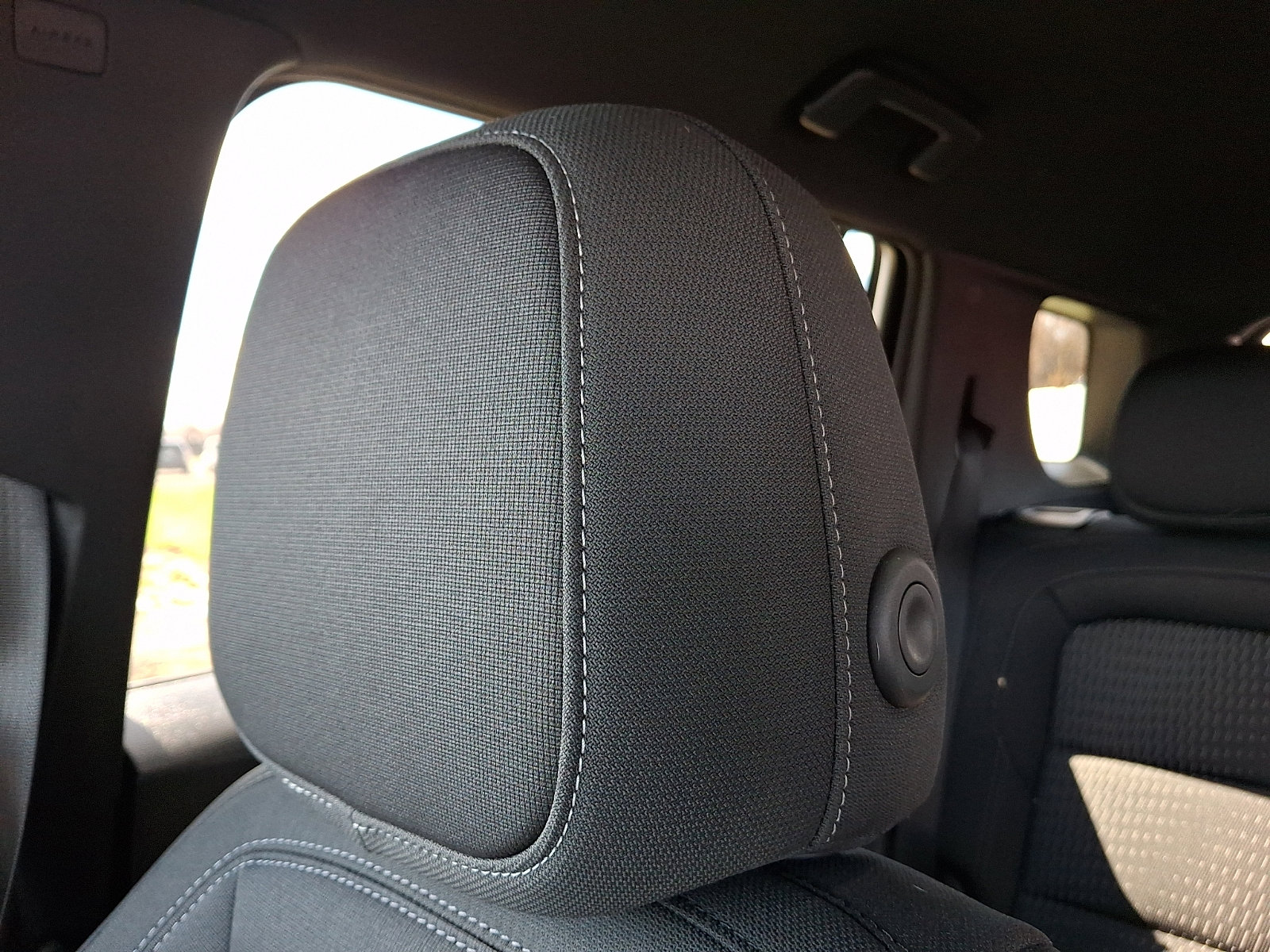 Used 2025 Chevrolet Equinox LT w/ Safety and Technology Package image 13