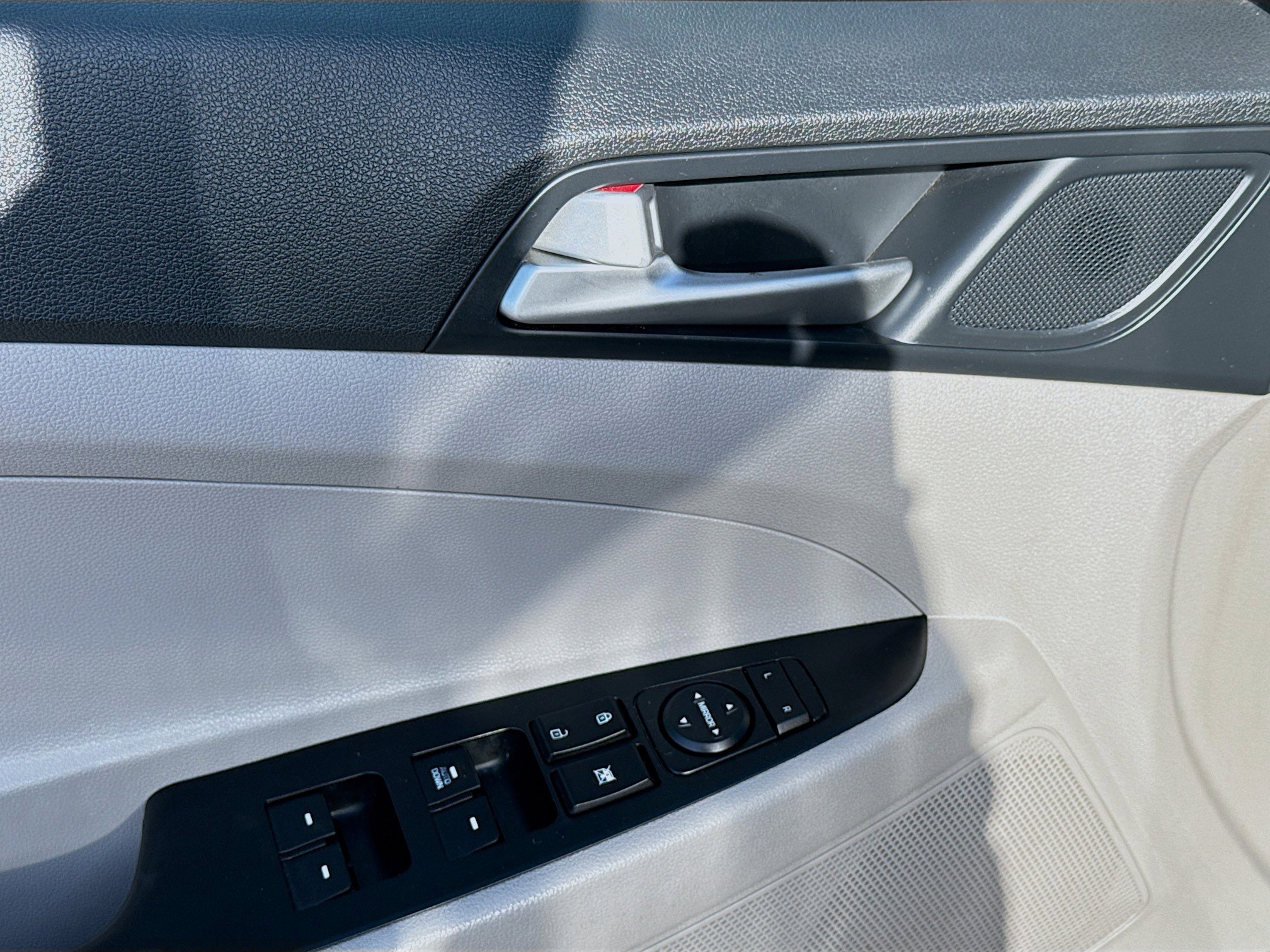 Used 2019 Hyundai Tucson SE image 12