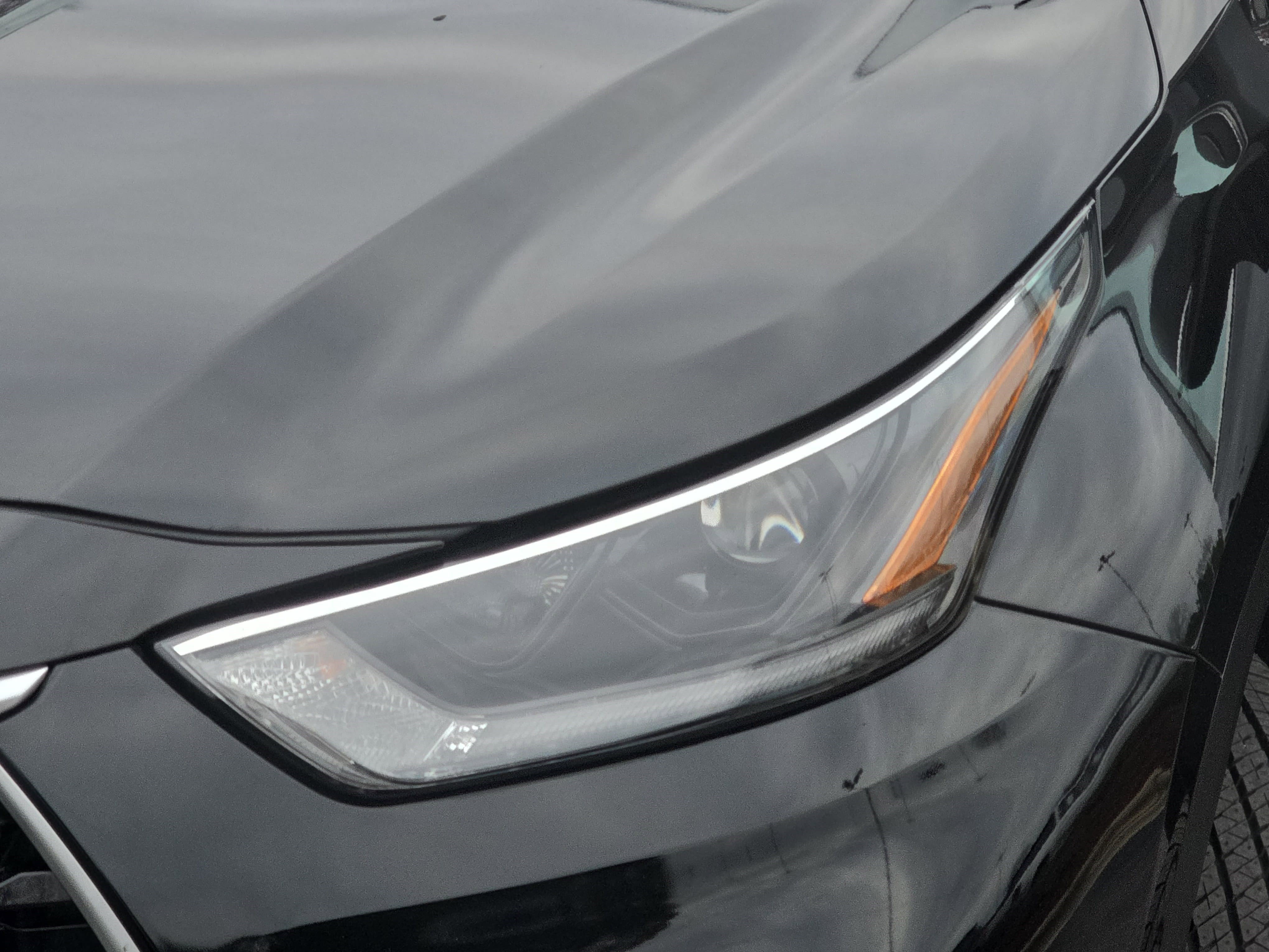 Used 2021 Toyota Highlander L image 27