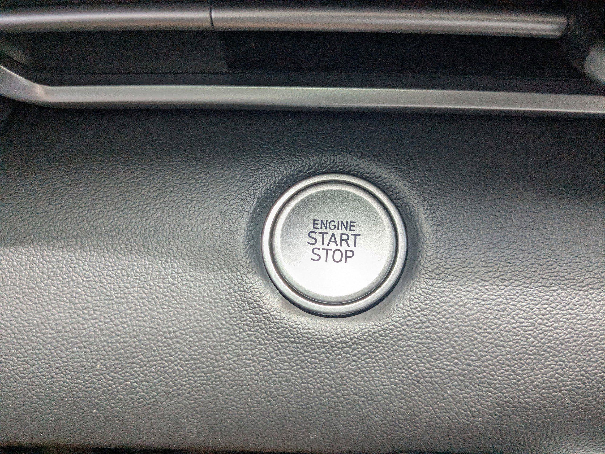 New 2025 Hyundai Elantra Hybrid FWD image 19