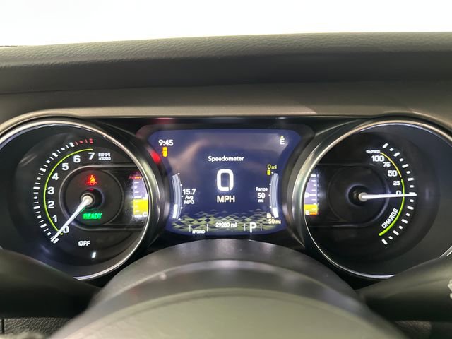 Used 2023 Jeep Wrangler Unlimited w/ Cold Weather Group image 17