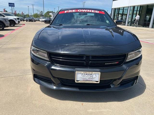 Used 2019 Dodge Charger SXT RWD image 2