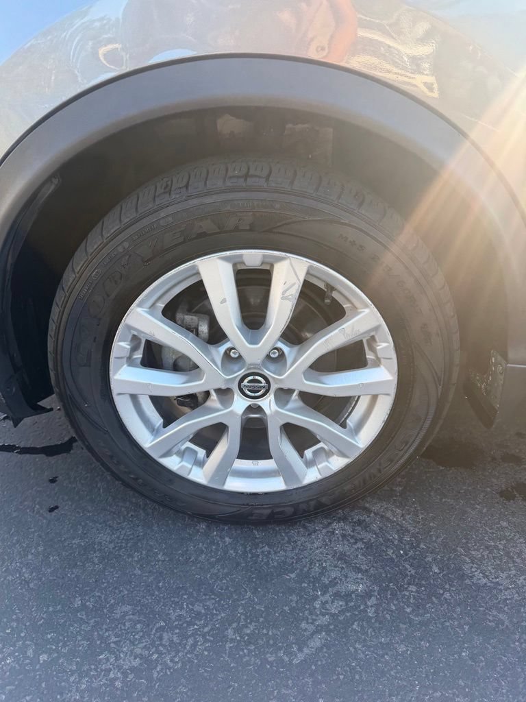 Used 2021 Nissan Rogue Sport S AWD/4WD image 7