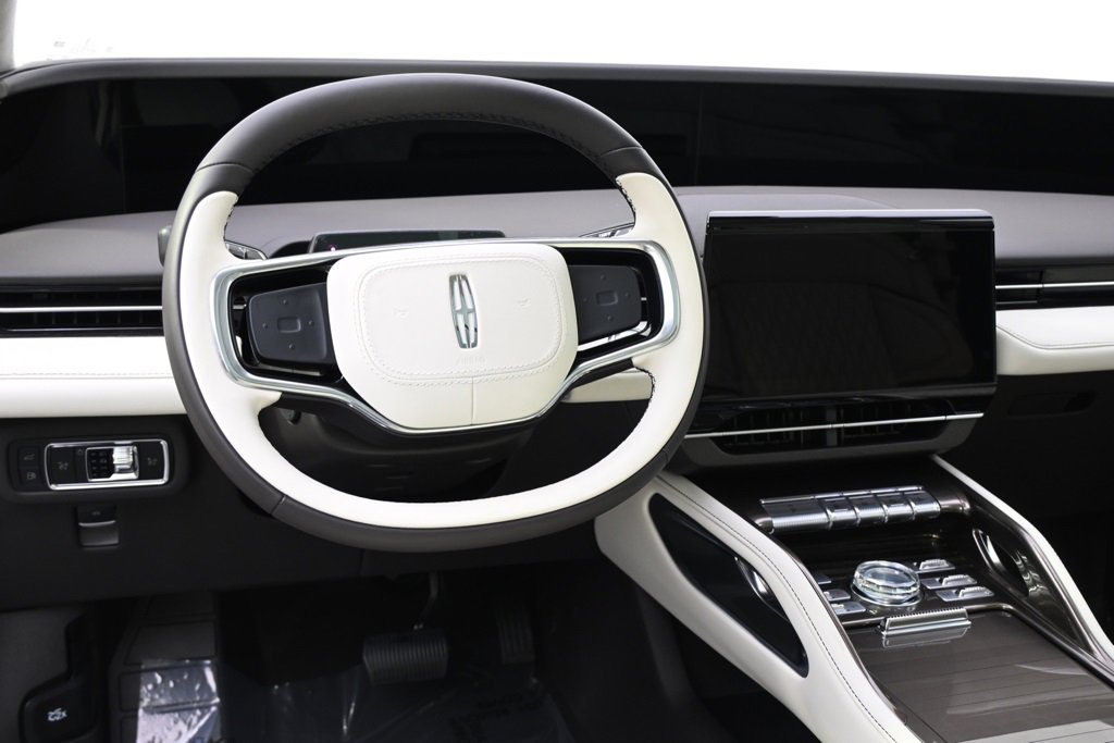 New 2026 Lincoln Nautilus Black Label image 12