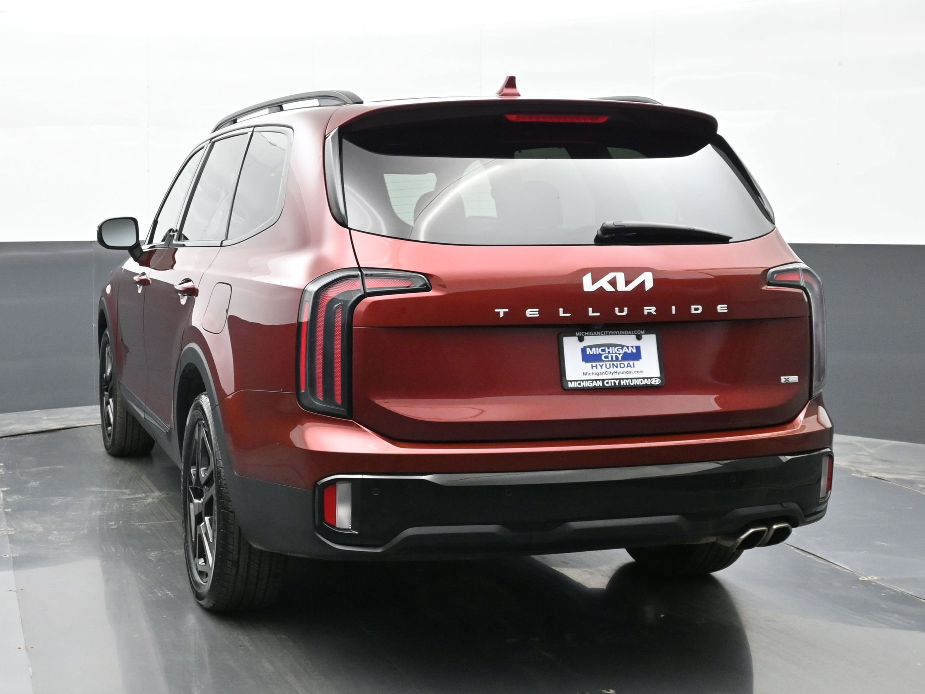 Used 2024 Kia Telluride EX X-Line image 7