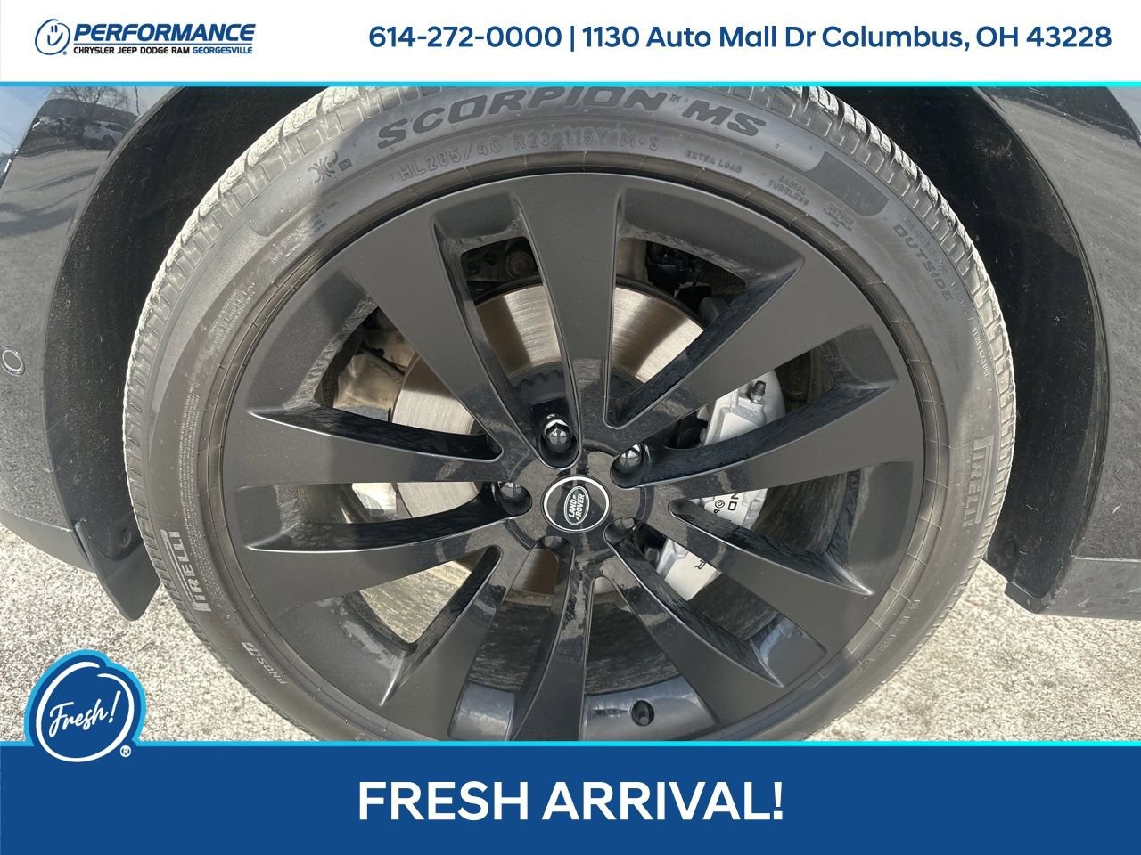 Used 2025 Land Rover Range Rover Sport SE image 10